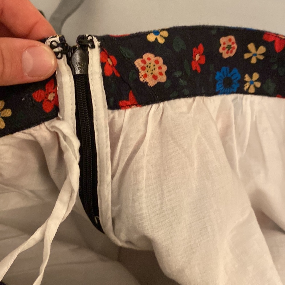 Anthropologie Let Me Be Contrast Floral Maxi Skirt - Picture 8 of 8